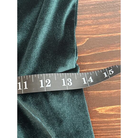 LULUS Dress M Velvet Kelly Green Faux Wrap Holiday Cocktail Fairy Goth - Picture 9 of 12